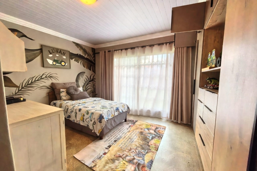 5 Bedroom Property for Sale in Vaalpark Free State